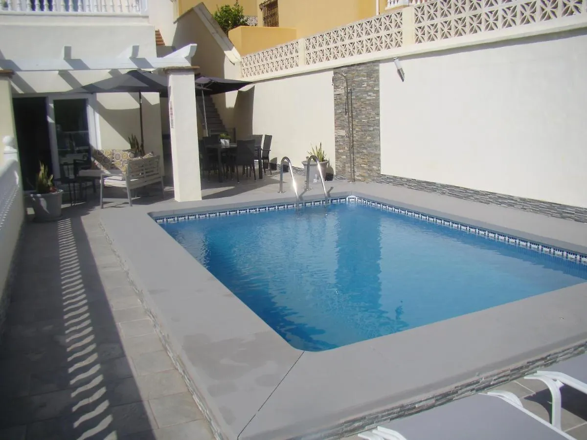 Villabella Benalmádena 0*,  España